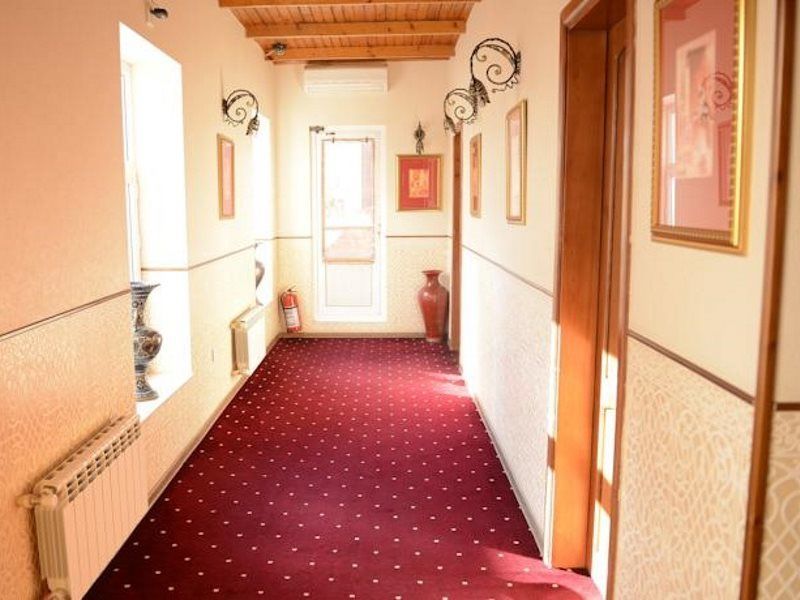 East Legend Hotel Bakoe Buitenkant foto